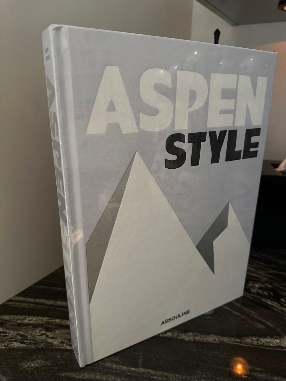 Book Assouline Aspen Style Coffee Table Book - White, Gray